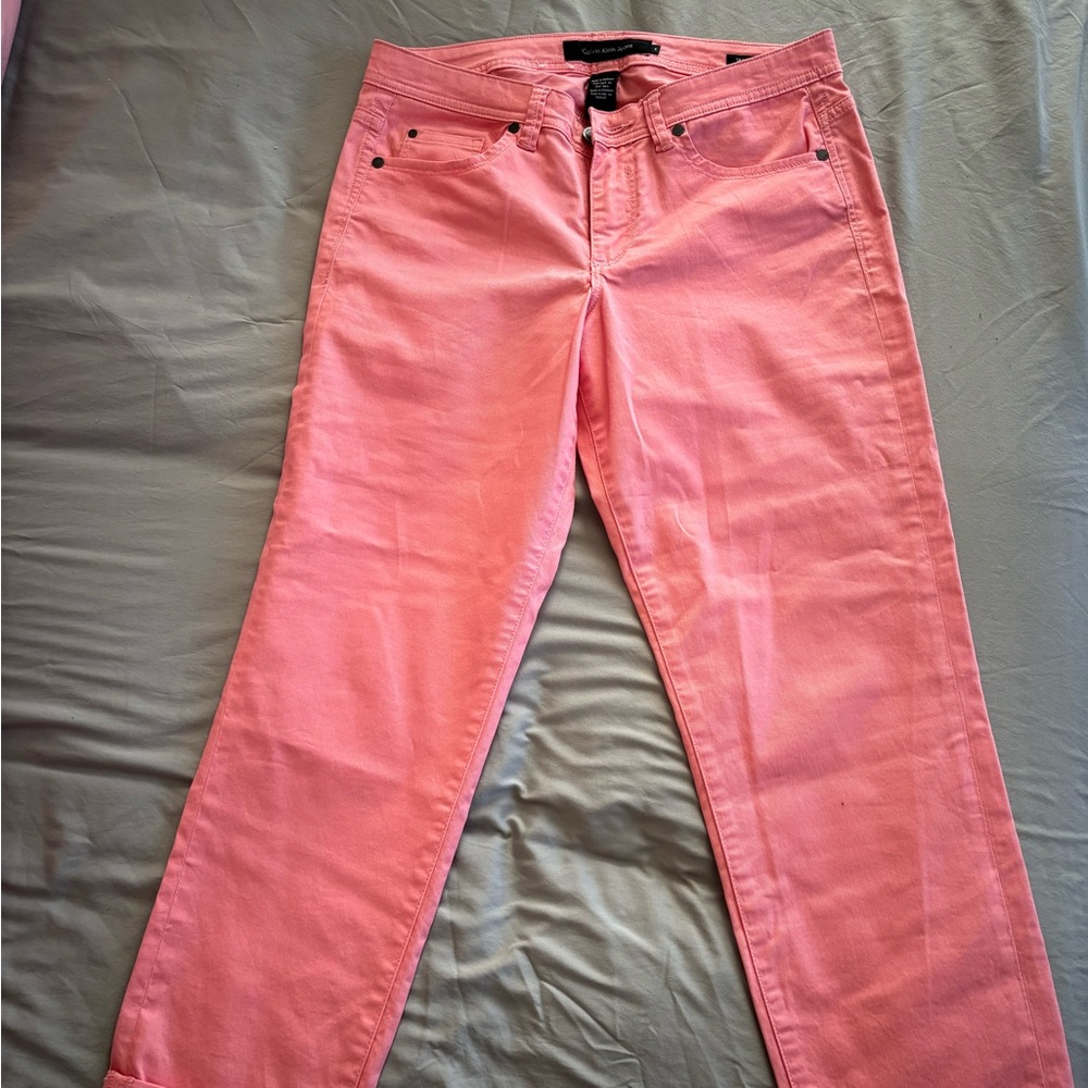 Women's Pink Jeans - Calvin Klein Skinny Crop - Size 8